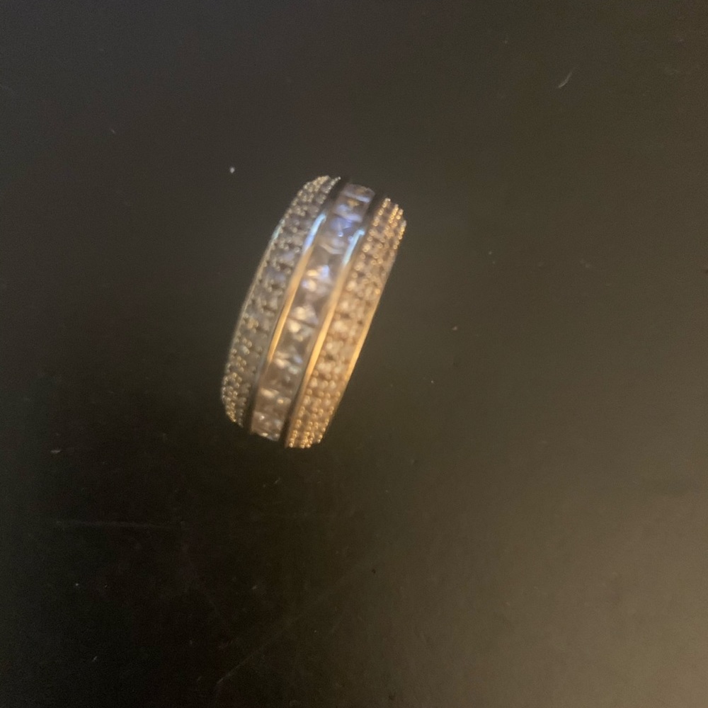 Size 10 dope ring very rare ring 💍